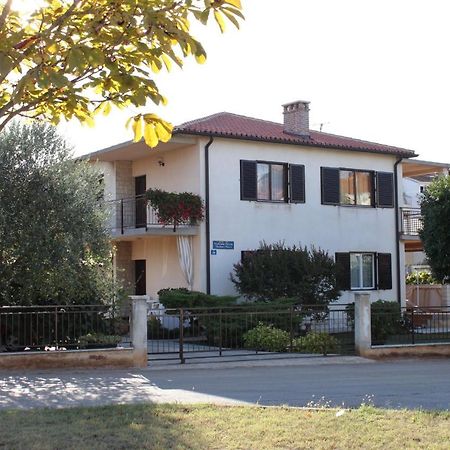 Apartments With A Parking Space Umag - 7057 Екстериор снимка
