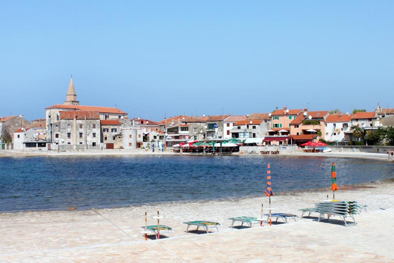 Apartments With A Parking Space Umag - 7057 Екстериор снимка