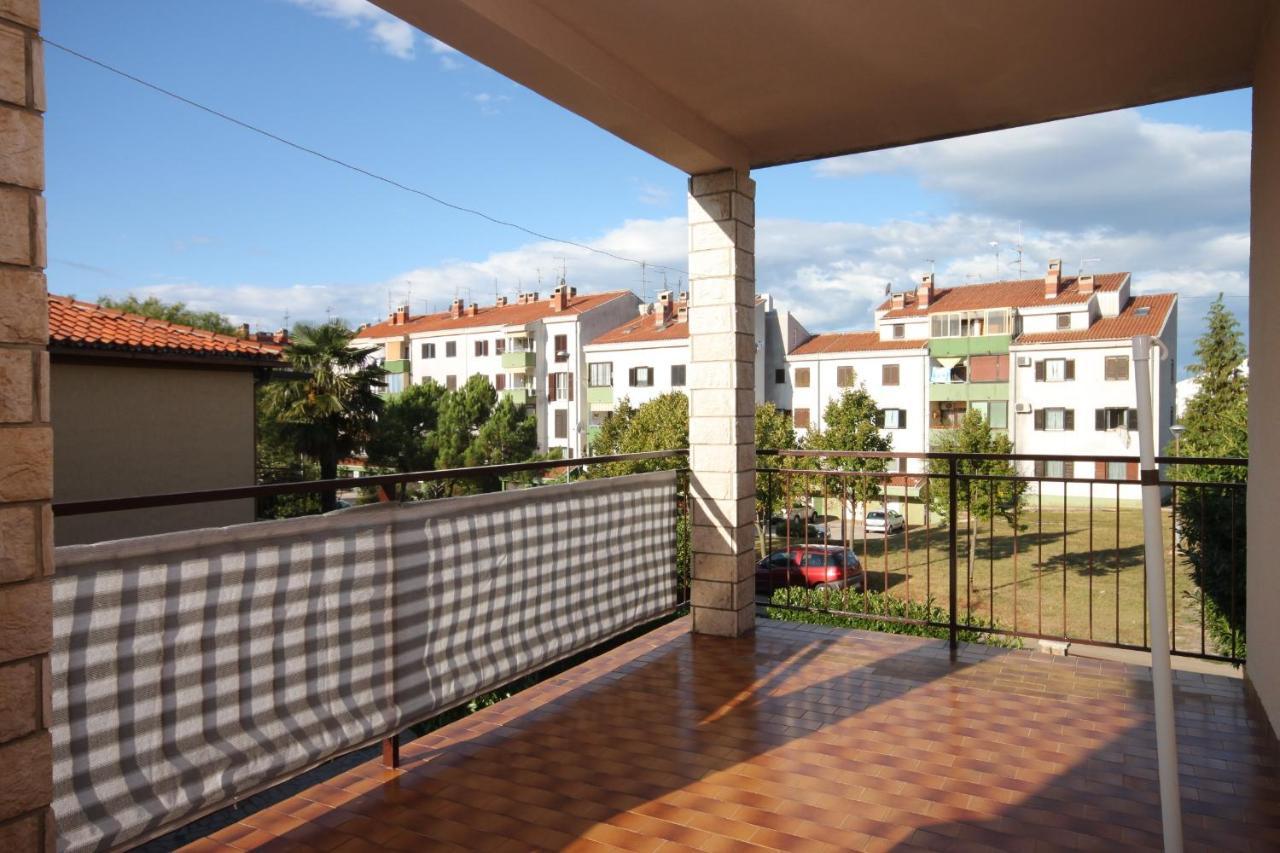 Apartments With A Parking Space Umag - 7057 Екстериор снимка
